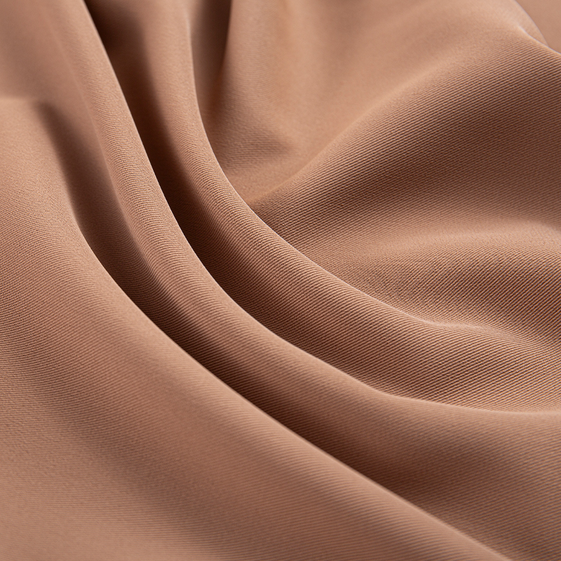 DS347 220GSM Ljusbrun Högelastisk anti-rynk hudvänlig matt filament 3/1 sned polyester spandex 4-vägs stretch tyg