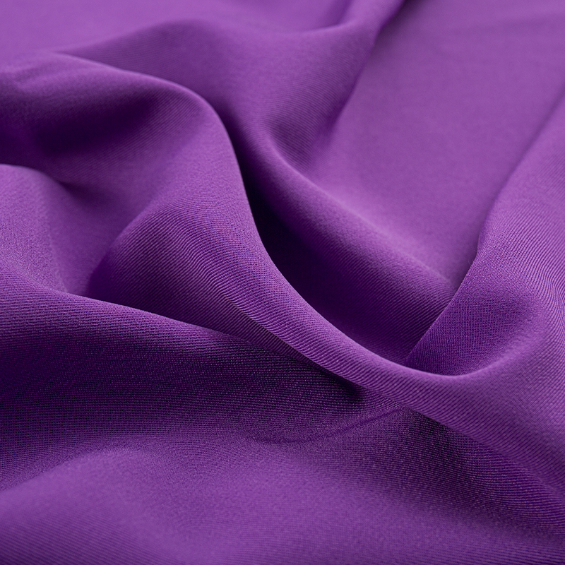 HY070 Lila komposit sidenväft stretch 2/2 twill klädestyg
