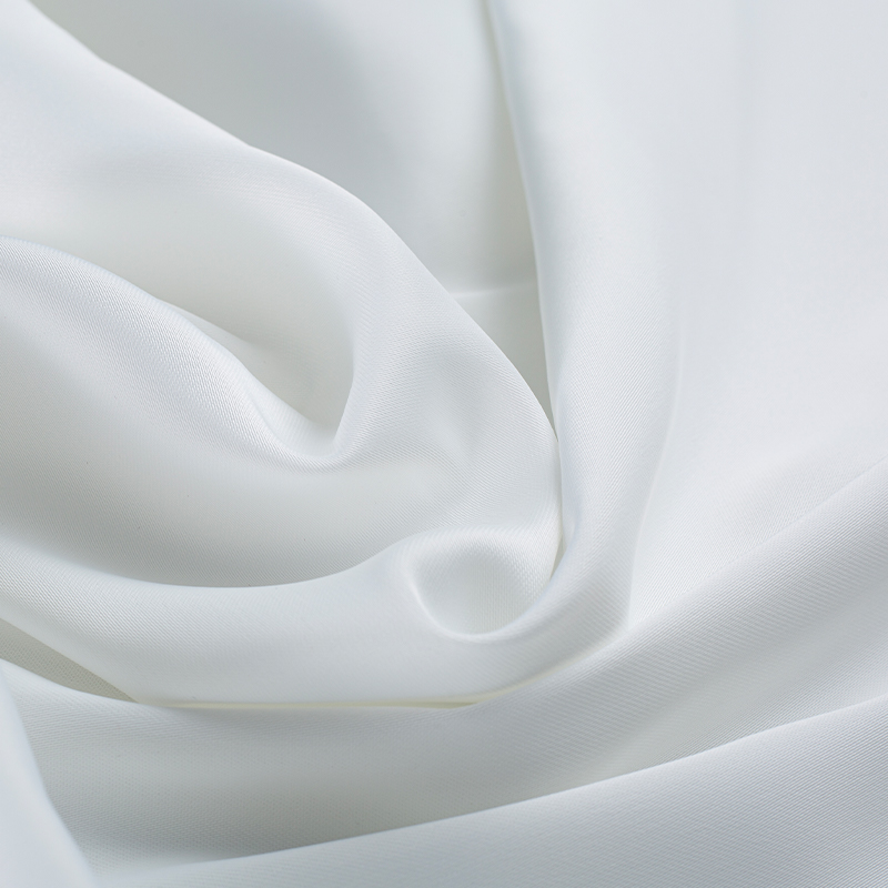 HY417 24 mm inslagsgarn, femdelad satinsatin sidentyg